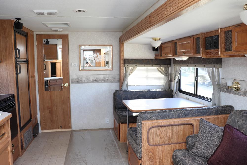 SOLD 2004 Fleetwood Wilderness 270FQS TT Stk #2660