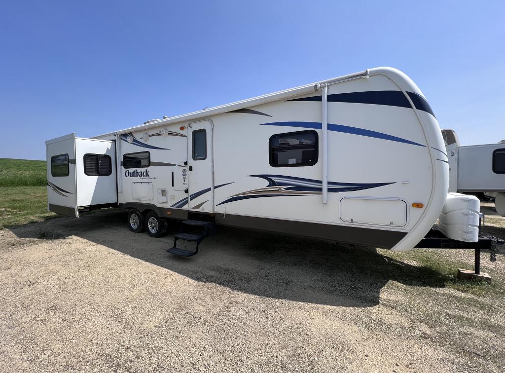 SOLD 2011 Keystone Outback 298RE TT Stk #3102