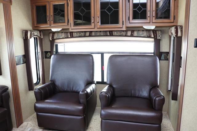 SOLD 2013 Crossroads Cruiser Sahara 330SS FW Stk #2636