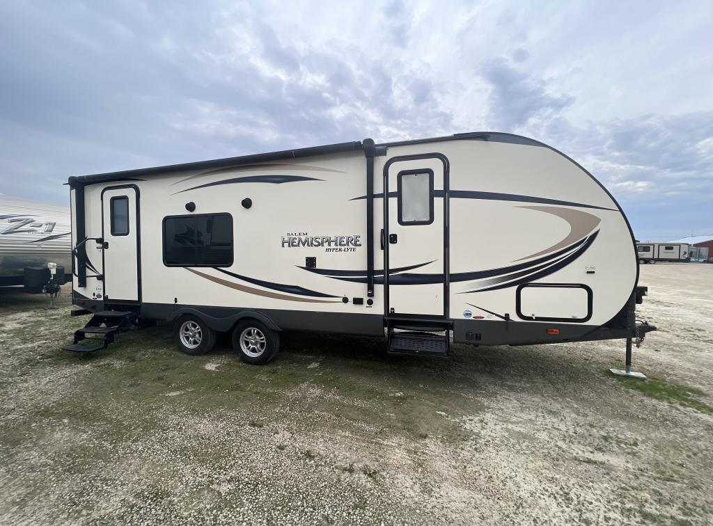 SOLD 2017 Forest River Salem Hemisphere HyperLyte 24RKHL TT Stk 3015