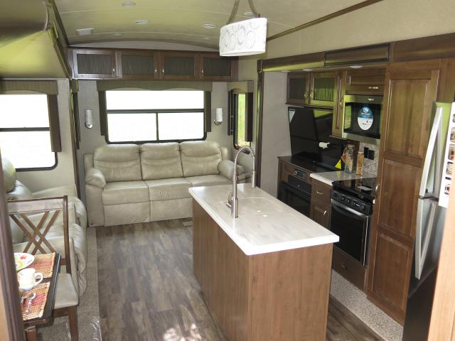 SOLD 2019 Forest River Cedar Creek Silverback 33IK FW Stk #2487