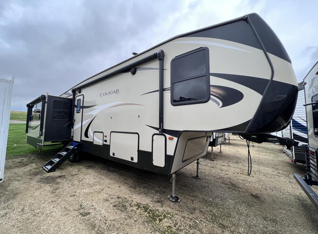 SOLD 2019 Keystone Cougar 338RLK FW Stk #2994